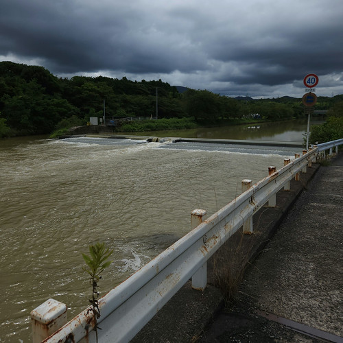 意宇川（出雲郷橋）増水中 | Flickr