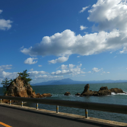 男女岩と大山 | Flickr